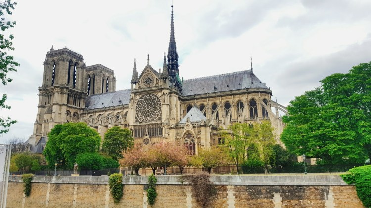 2017-04-22-19-47-53-579