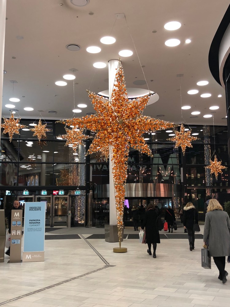 733F5900-CD22-4B09-BD25-6CBB381E3002