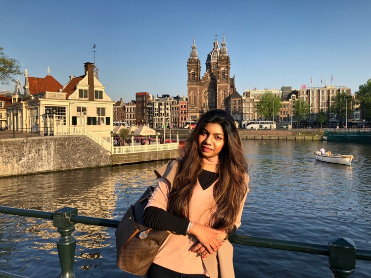 81E2DAD7-CE77-42F4-A766-C04BB55689C2