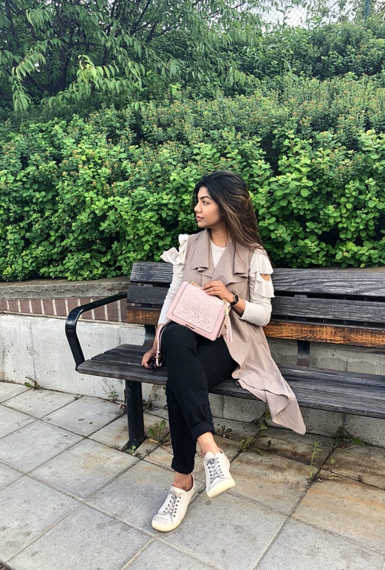 D97FAAD0-CCB0-4C37-8BE8-67B42D4EE839